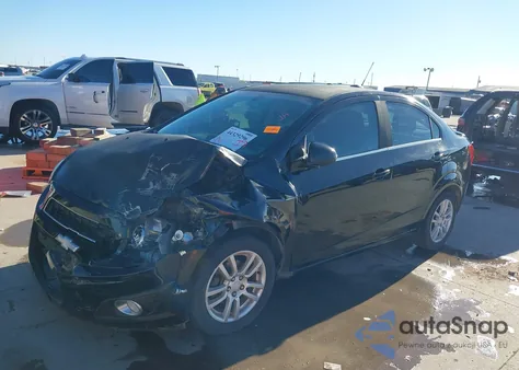 2016 Chevrolet Sonic Lt Auto z USA, uszkodzony, nr VIN 1G1JC5SH7G4130512